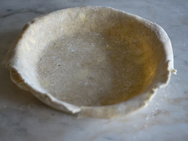 Pie crust in a pie dish